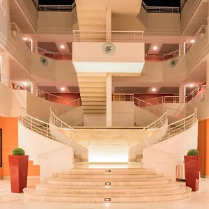 Hotel Caesar's