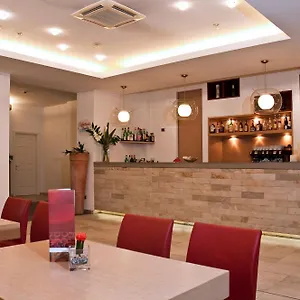 **** Hotel Remilia Italy