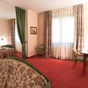 Tessarin 3* Taglio di Po